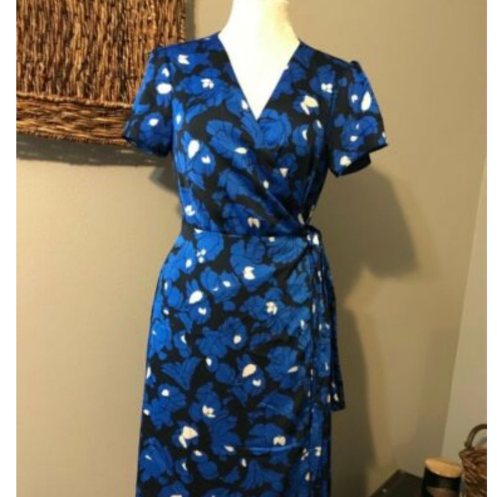 Banana Republic Wrap Dress Blue Black Flowers